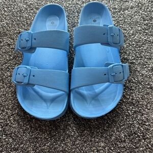 Kids/Women’s Blue Sandals